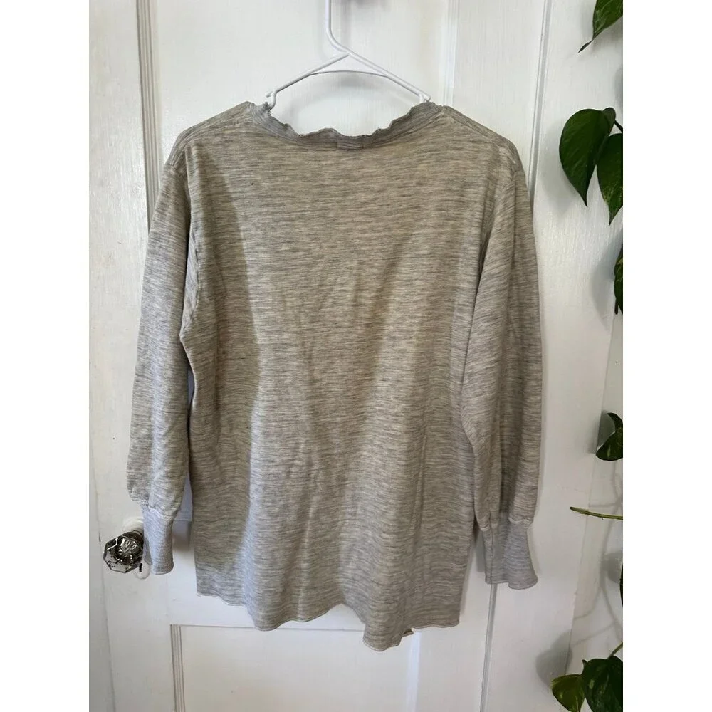 Duo Fold men’s size large Sweater